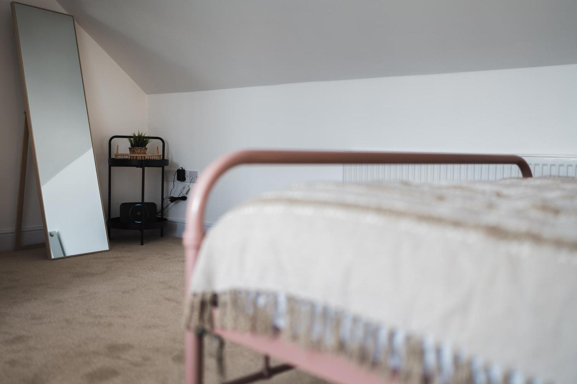 Feature Stone, Stunning Apartment, 2 X King Beds And Single, Sleeps 5 Castle Cary Exterior photo